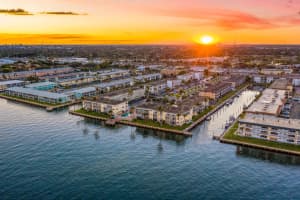 131 Doolen Ct, North Palm Beach, FL 33408, Sold 12/02/21