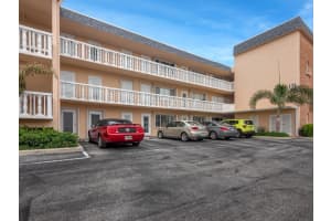 131 Doolen Ct, North Palm Beach, FL 33408, Sold 12/02/21