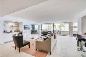 5280 N Ocean Dr, Riviera Beach, FL 33404, Sold 12/14/21
