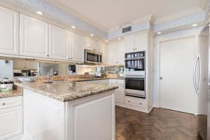 529 S Flagler Dr, West Palm Beach, FL 33401, Sold 02/07/22