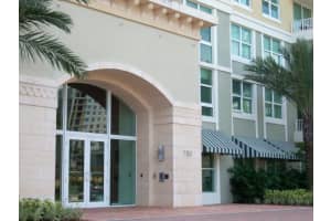 625 Casa Loma Blvd, Boynton Beach, FL 33435, Sold 01/27/22