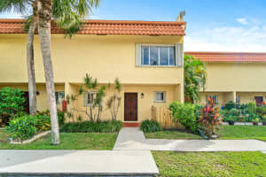 892 SW 9th St Cir, Boca Raton, FL 33486, Sold 12/17/21