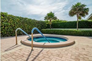 3250 S Ocean Blvd, Palm Beach, FL 33480, Sold 02/28/22