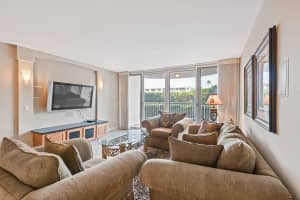 2295 S Ocean Blvd, Palm Beach, FL 33480, Sold 12/15/21