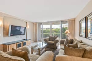 2295 S Ocean Blvd, Palm Beach, FL 33480, Sold 12/15/21