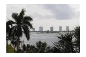 104 Paradise Harbour Blvd, North Palm Beach, FL 33408, Sold 02/07/22