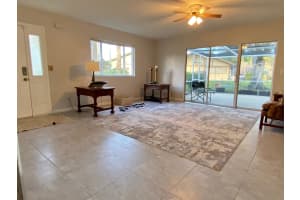 371 Maplecrest Cir, Jupiter, FL 33458, Sold 12/03/21