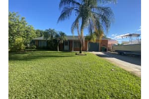 373 SW Belmont Cir, Port St. Lucie, FL 34953, Sold 12/08/21