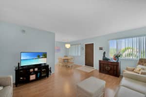 700 Village Green Ct, Palm Springs, FL 33461, Sold 12/10/21