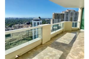 411 N New River Dr E, Fort Lauderdale, FL 33301, Sold 12/17/21
