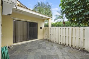 22290 Pineapple Walk Dr, Boca Raton, FL 33433, Sold 03/18/22