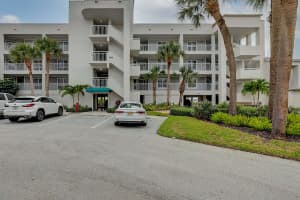 144 NE Edgewater Dr, Stuart, FL 34996, Sold 01/05/22