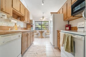 4105 Palm Forest Dr S, Delray Beach, FL 33445, Sold 12/20/21