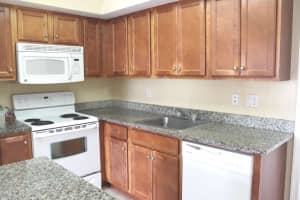 421 SW 1st Ct, Boynton Beach, FL 33435, Sold 02/11/22