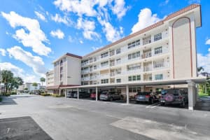 910 Dogwood Dr, Delray Beach, FL 33483, Sold 11/30/21