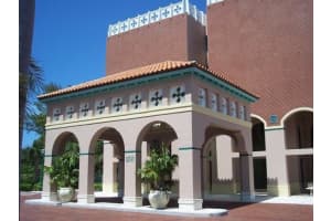 100 SE 5th Ave, Boca Raton, FL 33432, Sold 04/25/22