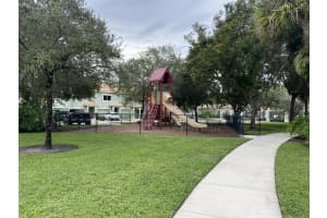 350 Crestwood Cir, Royal Palm Beach, FL 33411, Sold 01/18/22