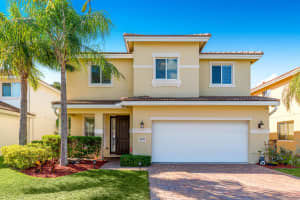 2892 SW Butterfly Ln, Palm City, FL 34990, Sold 12/15/21