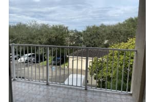 5021 Wiles Rd, Coconut Creek, FL 33073, Sold 01/07/22