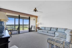 356 Golfview Rd, North Palm Beach, FL 33408, Sold 12/01/21