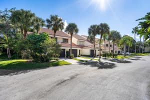 301 Sea Oats Dr, Juno Beach, FL 33408, Sold 01/03/22