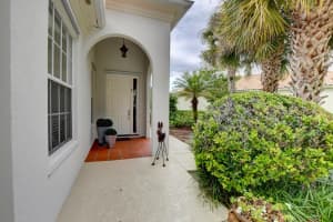 4666 Hammock Cir, Delray Beach, FL 33445, Sold 12/17/21