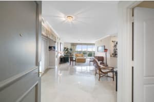 550 SE Mizner Blvd APT B504, Boca Raton, FL 33432, Sold 01/31/22