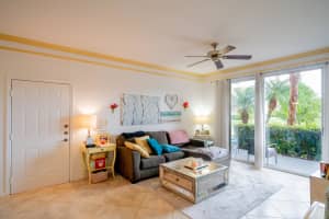 8106 Myrtlewood Cir W, Palm Beach Gardens, FL 33418, Sold 12/17/21