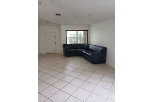 1019 Park Hill Dr, Haverhill, FL 33417, Sold 12/09/21