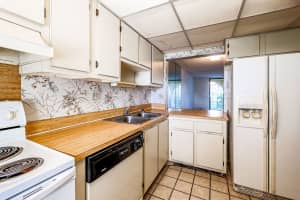 2786 Tennis Club Dr, West Palm Beach, FL 33417, Sold 12/13/21