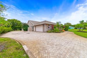 2670 NE Pinecrest Lakes Blvd, Jensen Beach, FL 34957, Sold 12/30/21