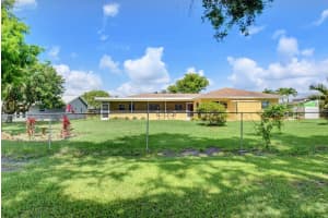 3212 Pebble Beach Dr, Lake Worth, FL 33467, Sold 12/16/21