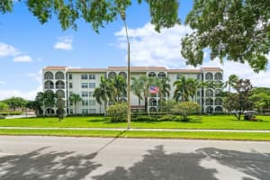 250 NE 20th St, Boca Raton, FL 33431, Sold 03/10/22