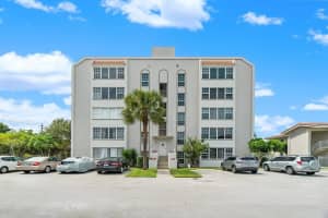 250 NE 20th St, Boca Raton, FL 33431, Sold 03/10/22