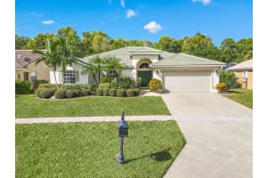 3904 Cypress Lake Dr, Lake Worth, FL 33467, Sold 12/27/21