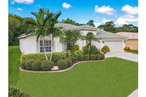 3904 Cypress Lake Dr, Lake Worth, FL 33467, Sold 12/27/21