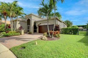 9182 Via Classico E, Wellington, FL 33411, Sold 02/25/22