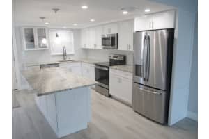 44 Yacht Club Dr, North Palm Beach, FL 33408, Sold 02/22/22