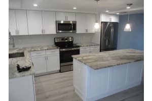 44 Yacht Club Dr, North Palm Beach, FL 33408, Sold 02/22/22