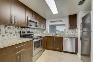 833 NW 91st Terrace, Plantation, FL 33324, Sold 03/09/22