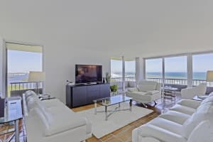 5540 N Ocean Dr, Riviera Beach, FL 33404, Sold 12/01/21