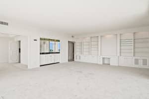 2150 Ibis Isle Rd, Palm Beach, FL 33480, Sold 01/28/22