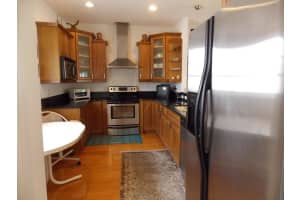 1950 Presidential Way, West Palm Beach, FL 33401, Sold 01/18/22