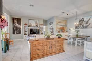 211 Citrus Trail, Boynton Beach, FL 33436, Sold 01/21/22
