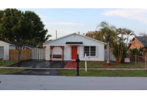 1095 Chickasaw St, Jupiter, FL 33458, Sold 02/07/22