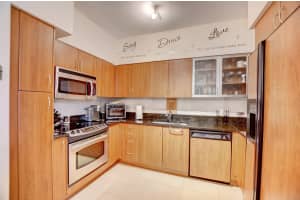 233 S Federal Hwy # 101, Boca Raton, FL 33432, Sold 12/20/21