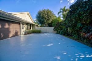 1076 SW Catalina St, Palm City, FL 34990, Sold 12/30/21