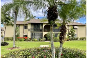 315 Pine Ridge Cir, Greenacres, FL 33463, Sold 01/06/22