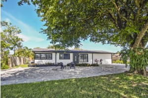 4682 NW 3rd Ave, Boca Raton, FL 33431, Sold 01/03/22