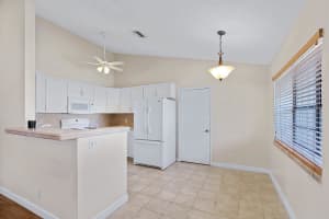 10609 Boca Entrada Blvd, Boca Raton, FL 33428, Sold 12/27/21